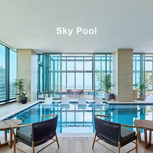 Mitsui Garden Yokohama Minatomirai Premier 일본